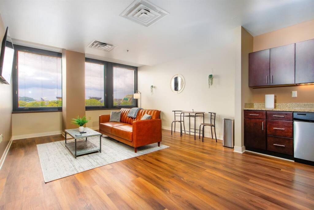 Sprawling Stadium Views Wonderful Location 24-7 Parking Gym Lounge 匹兹堡 外观 照片