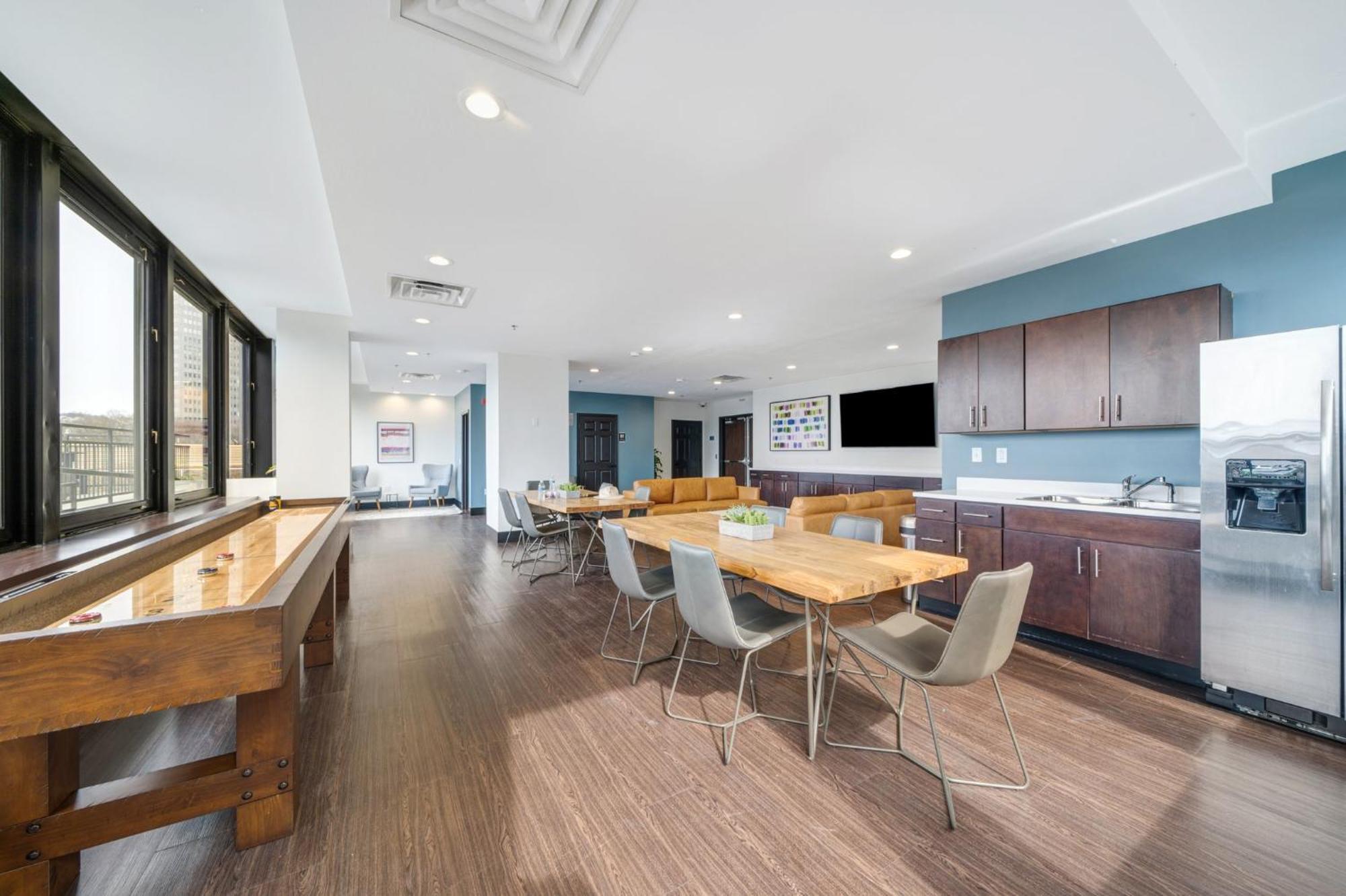 Sprawling Stadium Views Wonderful Location 24-7 Parking Gym Lounge 匹兹堡 外观 照片